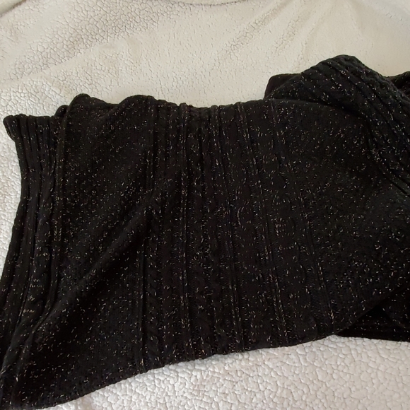 Brand New Ruana Wrap - Picture 4 of 5